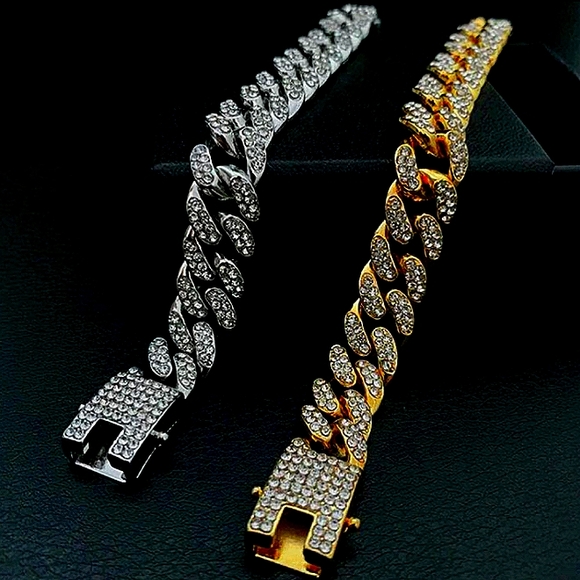 ISLANDERS HOT ICED OUT CUBAN LINK 🥶 - Picture 1 of 5